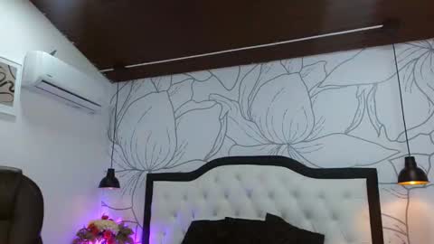 Margot  online show from 03.24.26