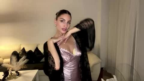 Margot online show from 09.12.25