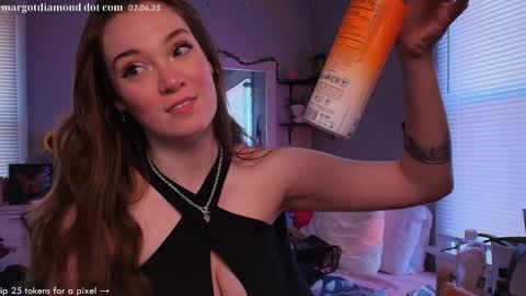 Snapshot of margotdiamond chatting on 02.06.25 online show from 02.06.25