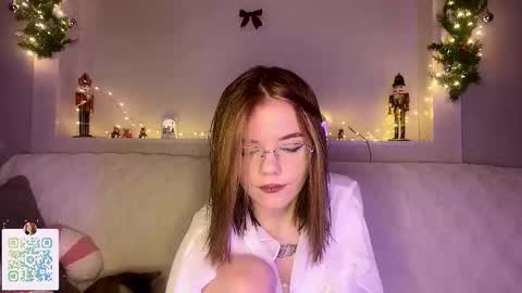 Snapshot of margueritecarrauza chatting on 01.05.26 Lina online show from 01.05.26