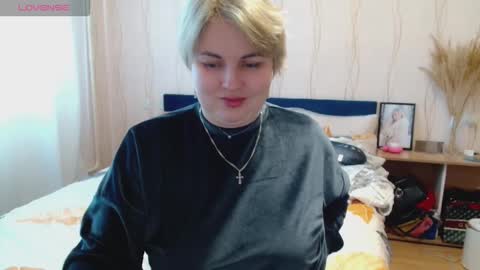 Mari online show from 02.04.26