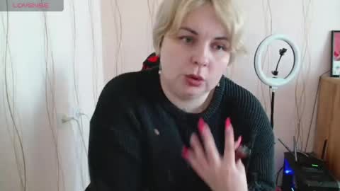 Mari online show from 03.30.26