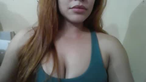 Snapshot of maria_eugenia chatting on 04.29.26 Mareu online show from 04.29.26