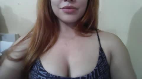 Snapshot of maria_eugenia chatting on 05.08.26 Mareu online show from 05.08.26