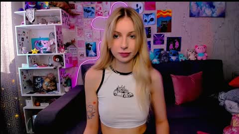 Snapshot of maria_hunt chatting on 02.06.25 Maria online show from 02.06.25