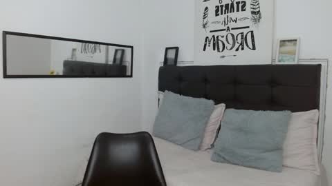 Snapshot of maria_jose_h chatting on 10.16.25 maria_jose_h online show from 10.16.25