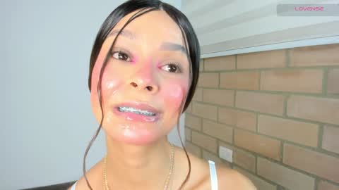 S O F I A  model independent online show from 12.25.24