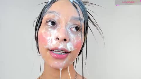 S O F I A  model independent online show from 02.28.25