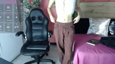 maria_turner1 online show from 04.15.26