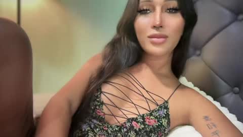 Snapshot of mariafatale_00 chatting on 01.16.25 Maria online show from 01.16.25