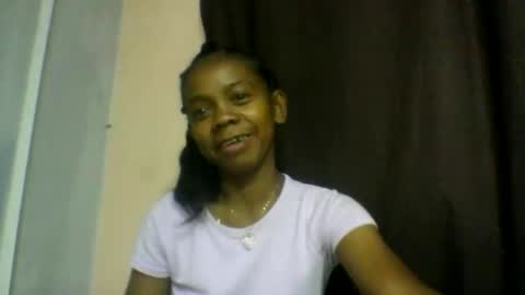Snapshot of mariah642217 chatting on 05.17.26 mariah642217 online show from 05.17.26