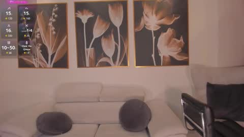 MARIA HERRERA  online show from 03.08.25