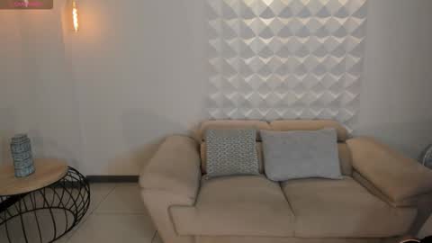 MARIA HERRERA  online show from 10.15.25