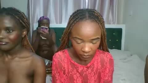 Snapshot of mariahsexy4u chatting on 02.03.26 mariahsexy4u online show from 02.03.26