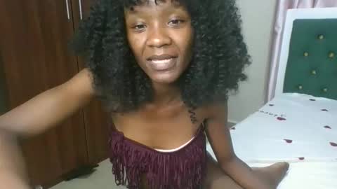 Snapshot of mariahsexy4u chatting on 02.10.26 mariahsexy4u online show from 02.10.26