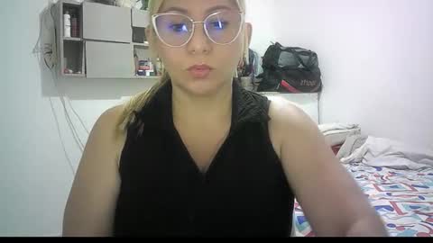 mariana995649 online show from 05.17.26