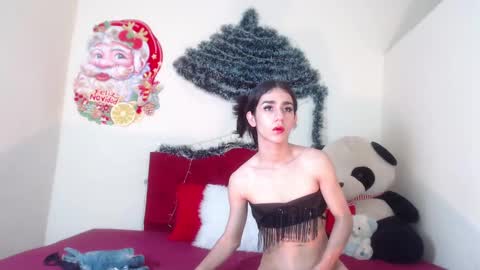 Snapshot of mariana_16_ chatting on 12.21.24 mariana_16_ online show from 12.21.24