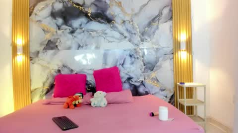 mariana_16_ online show from 02.09.26