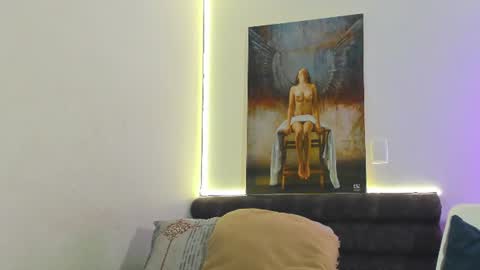 Mariana Angel online show from 07.18.26