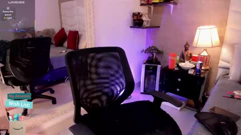 Snapshot of mariana_c chatting on 04.29.26 Mar y online show from 04.29.26