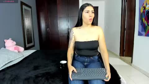 MARIANA Y VALENTINA online show from 06.19.26
