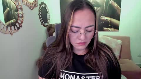 Mariana Lopez online show from 05.10.26