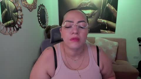 Mariana Lopez online show from 05.12.26