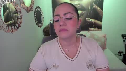Mariana Lopez online show from 06.23.26