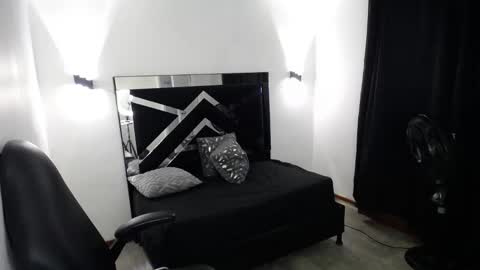 Snapshot of marianarojas_ chatting on 03.03.26 Mariana online show from 03.03.26