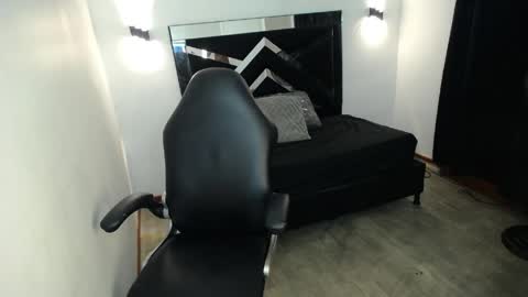 Snapshot of marianarojas_ chatting on 03.27.26 Mariana online show from 03.27.26