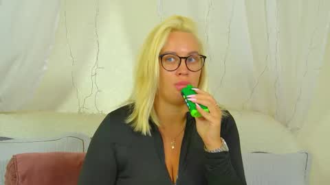 Maria online show from 05.25.26