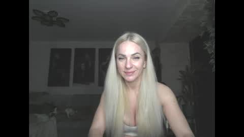Snapshot of marianna1977 chatting on 04.26.26 marianna1977 online show from 04.26.26