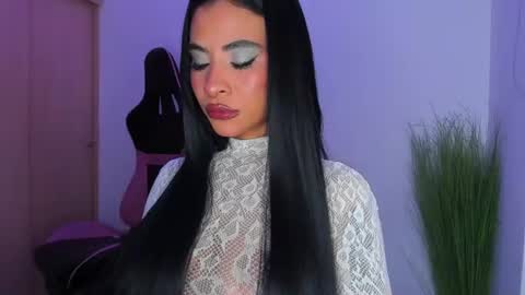 M A R I A N E online show from 07.03.26