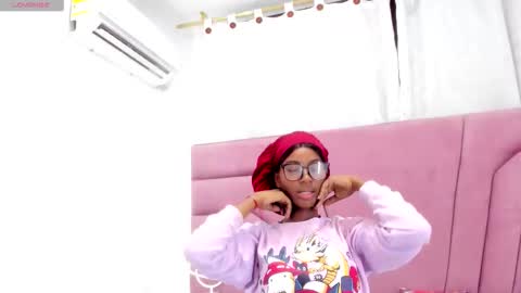 marianrosse online show from 10.19.25