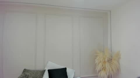 Maria Pettit online show from 03.09.26