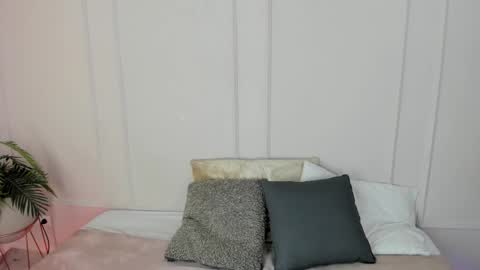 Maria Pettit online show from 03.10.26