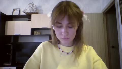 Elianor online show from 04.10.26