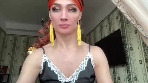 Mari online show from 01.12.26