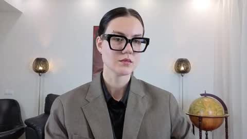 Snapshot of marie_fitch chatting on 05.02.26 Marie Fitch online show from 05.02.26
