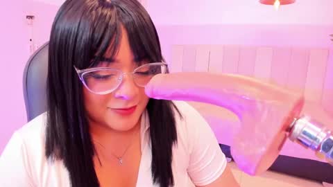 Snapshot of marie_harper chatting on 12.13.24 Marie online show from 12.13.24