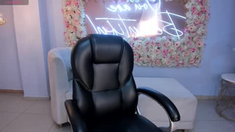  Im Marie Jane  online show from 02.28.25