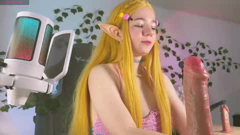 Mariel Gold online show from 06.03.26