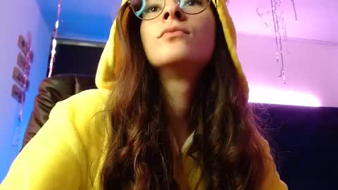 Mariie online show from 01.10.25