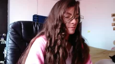 Mariie online show from 02.12.25