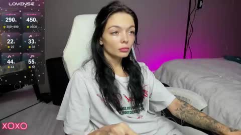 Snapshot of mariella__adams chatting on 09.24.25 Maria  online show from 09.24.25