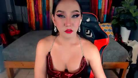 Snapshot of mariemanila chatting on 07.26.26 mariemanila online show from 07.26.26