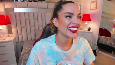 mariiahneedles online show from 02.05.25