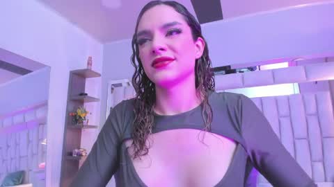 mariiahneedles online show from 04.08.26