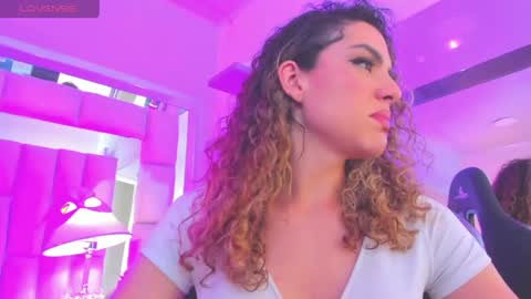 mariiahneedles online show from 05.13.26