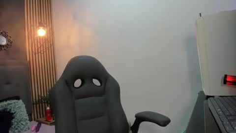 mariiajose_cruz online show from 02.19.26